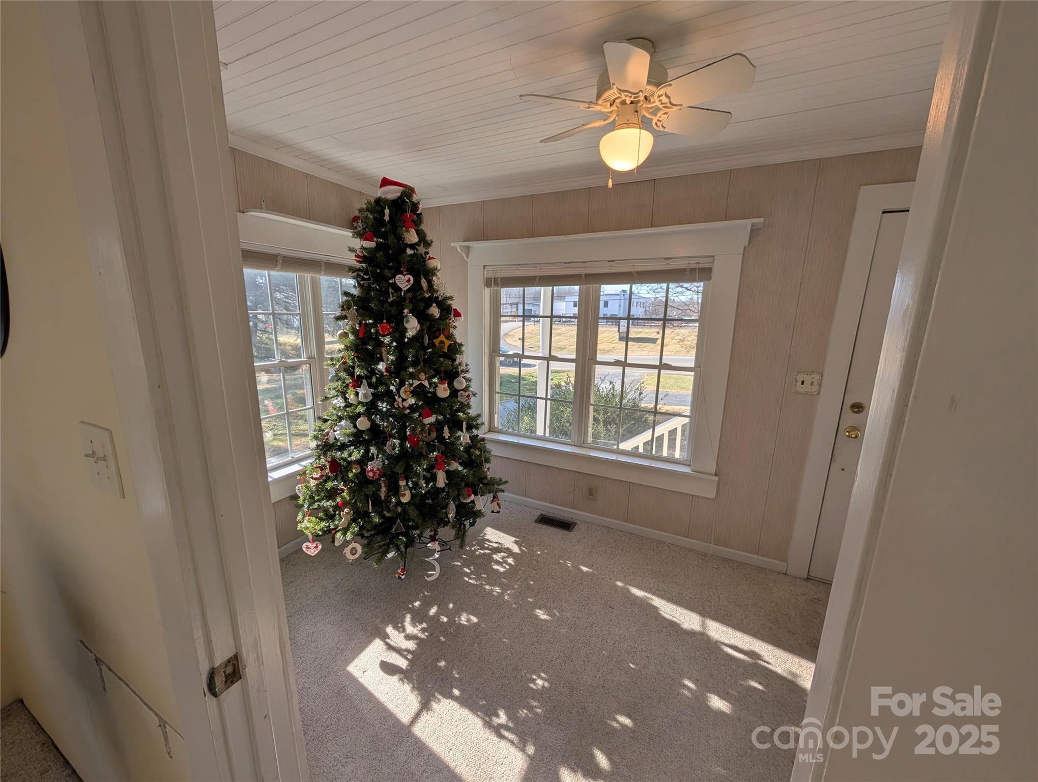 2507 Norwood Street SW — Lenoir