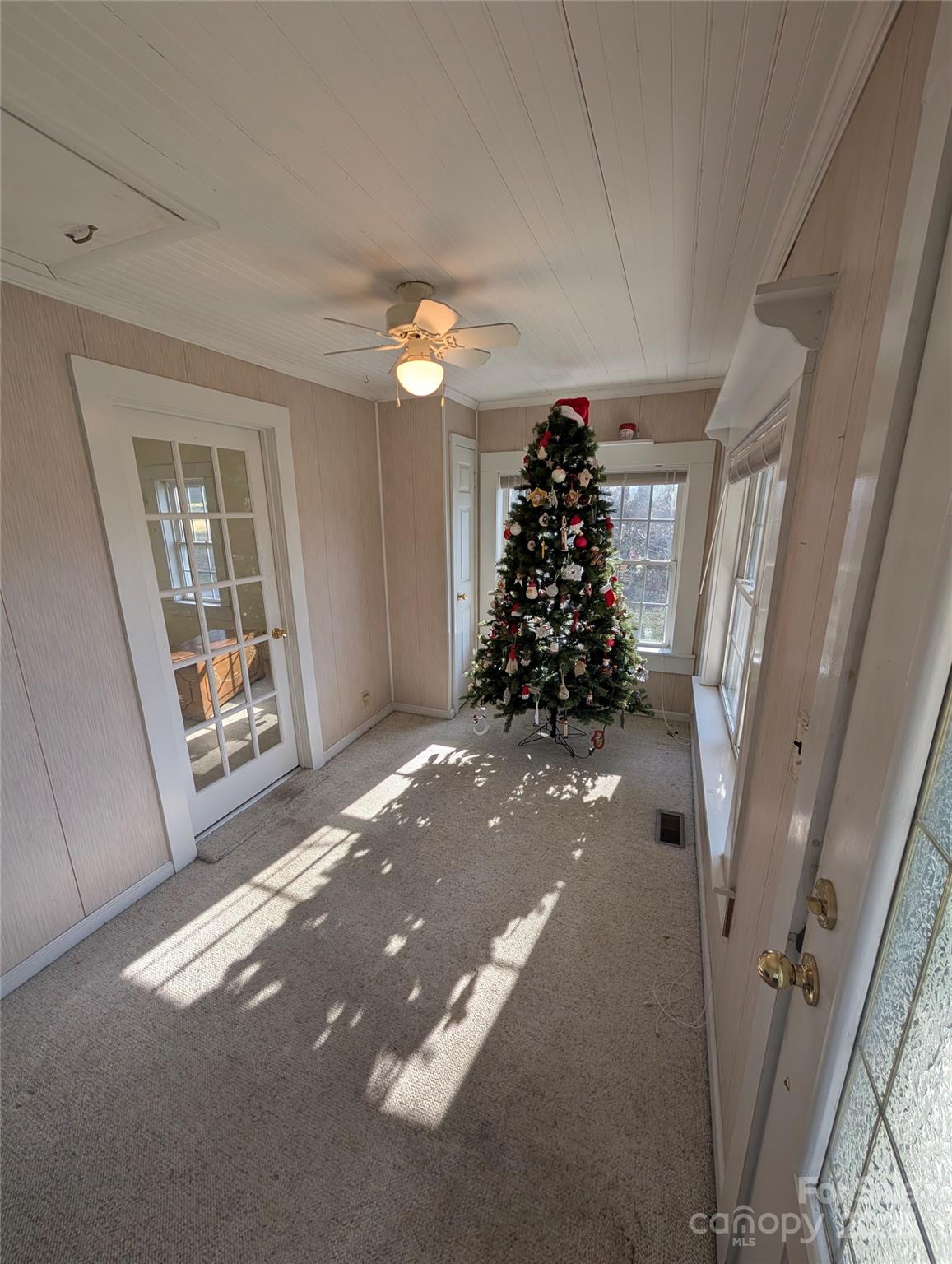 2507 Norwood Street SW — Lenoir