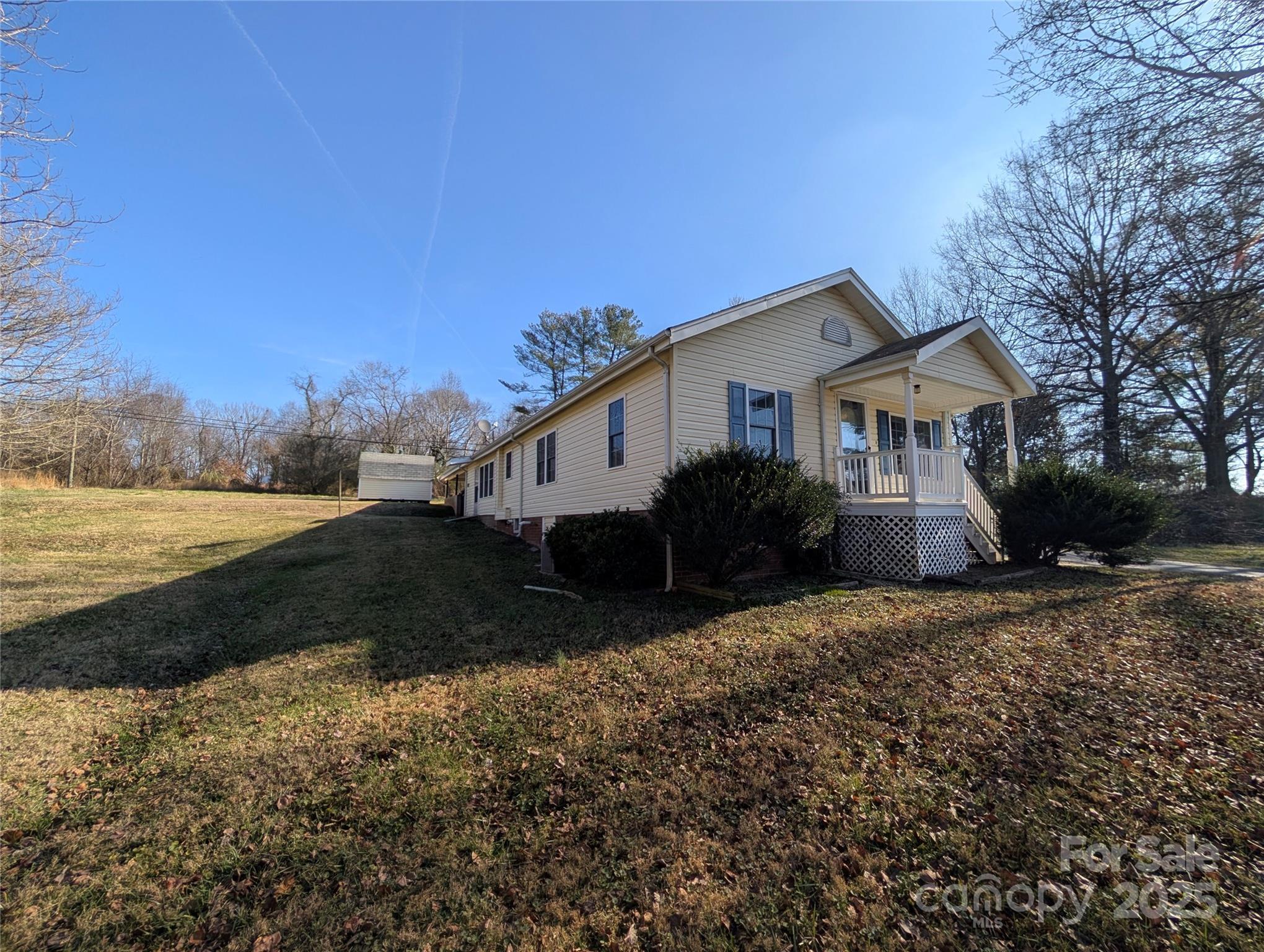 2507 Norwood Street SW — Lenoir