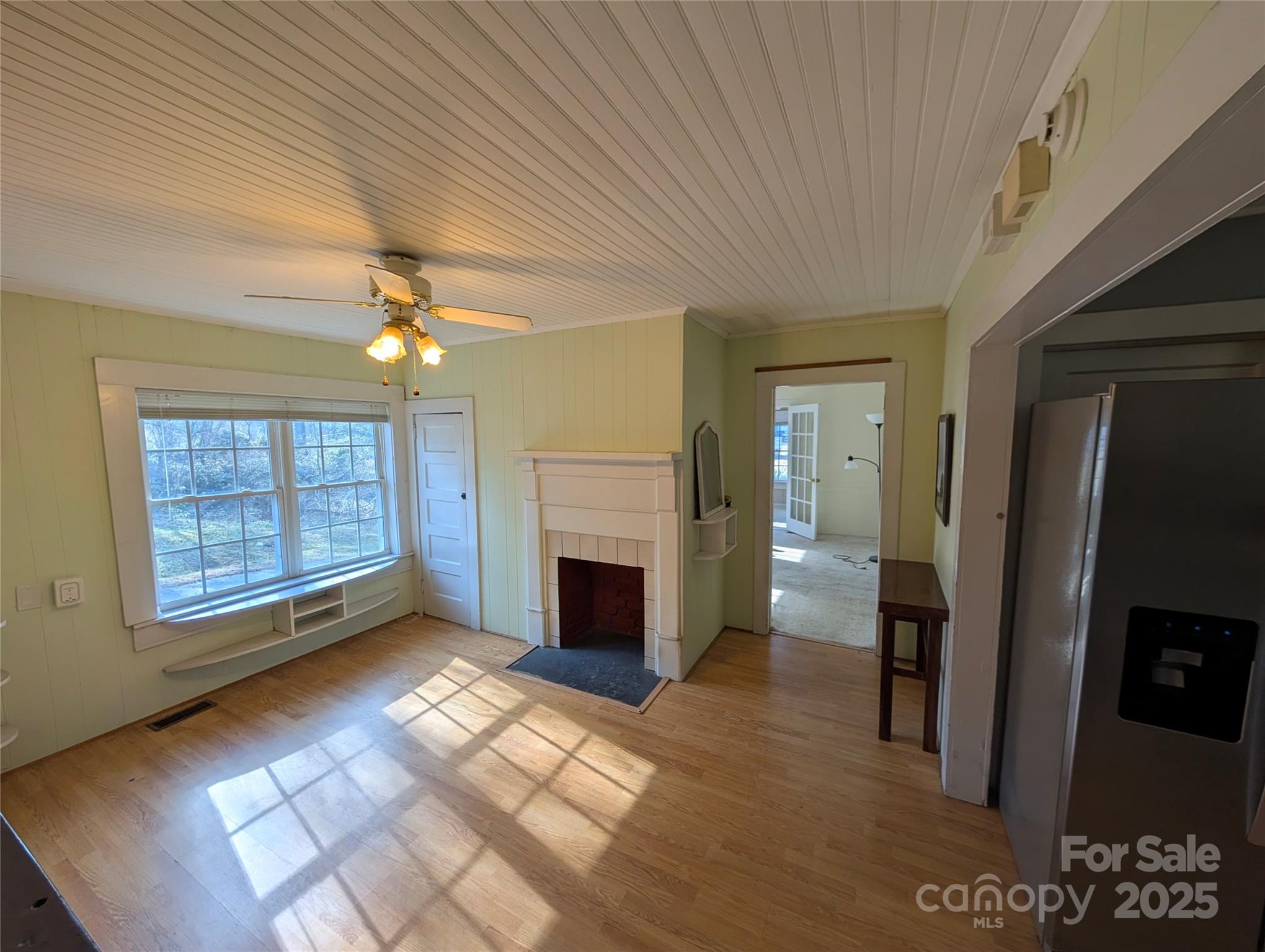 2507 Norwood Street SW — Lenoir