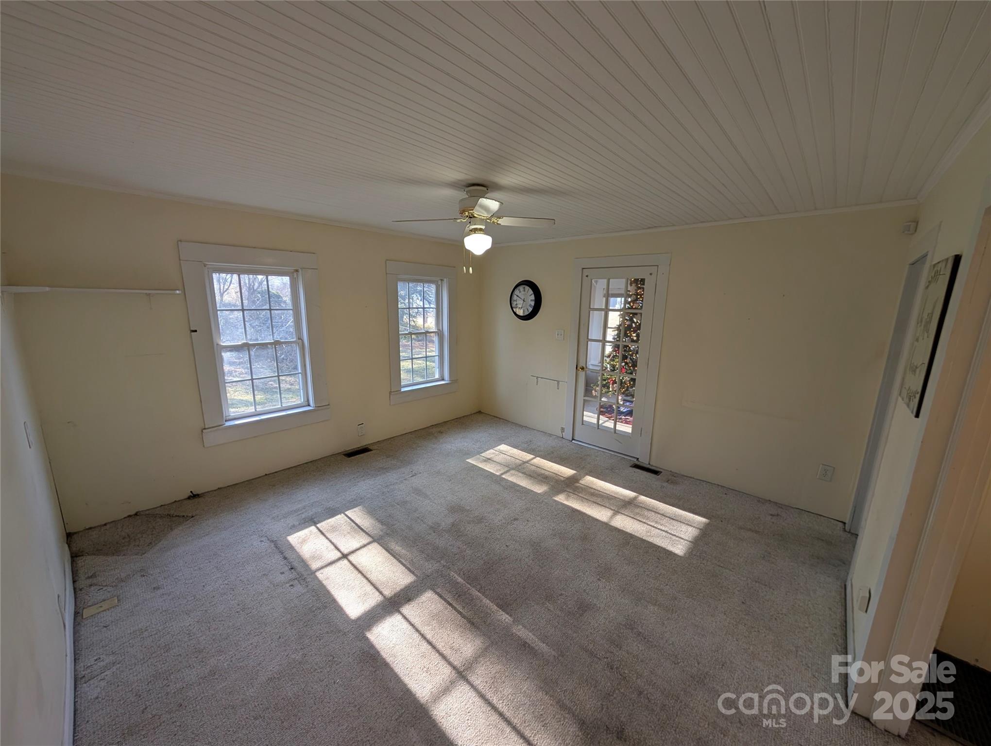 2507 Norwood Street SW — Lenoir