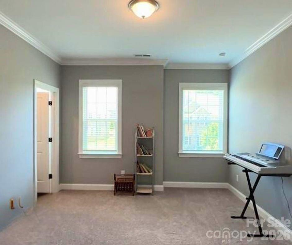 2044 Sweet William Drive — Harrisburg