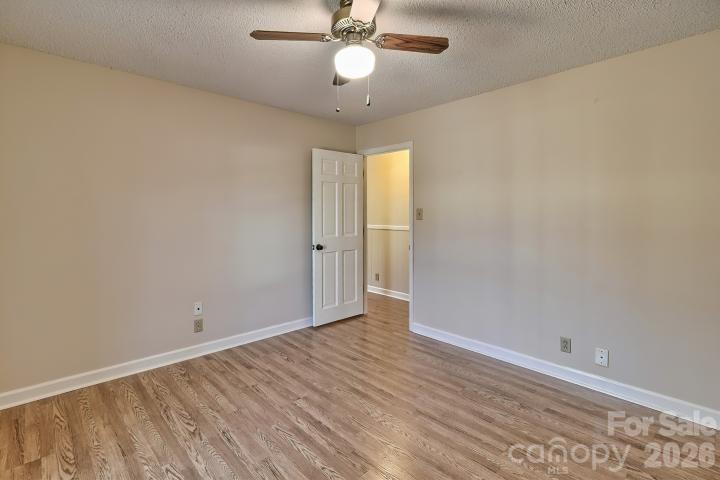 1139 Merribrook Lane — Lancaster