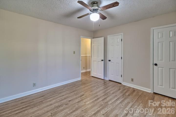 1139 Merribrook Lane — Lancaster