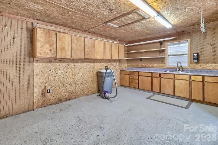 1139 Merribrook Lane — Lancaster