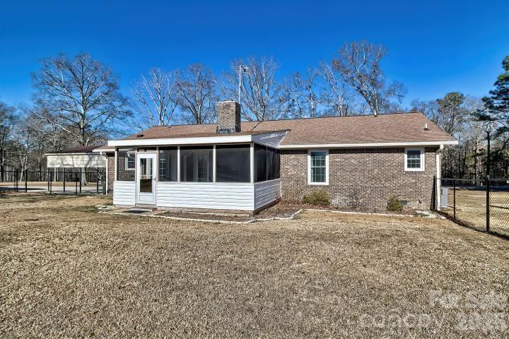 1139 Merribrook Lane — Lancaster