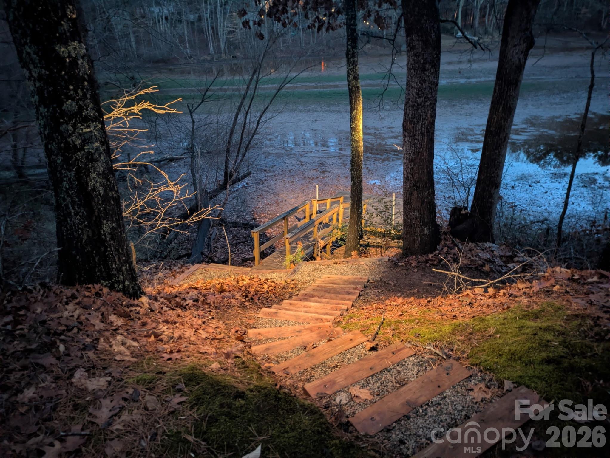 228 Creek View Road — Mooresville