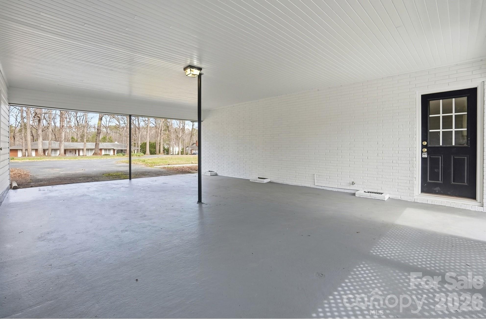 125a Forest Hills Drive — Monroe