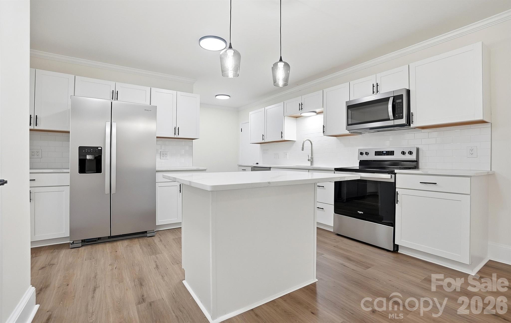 125a Forest Hills Drive — Monroe