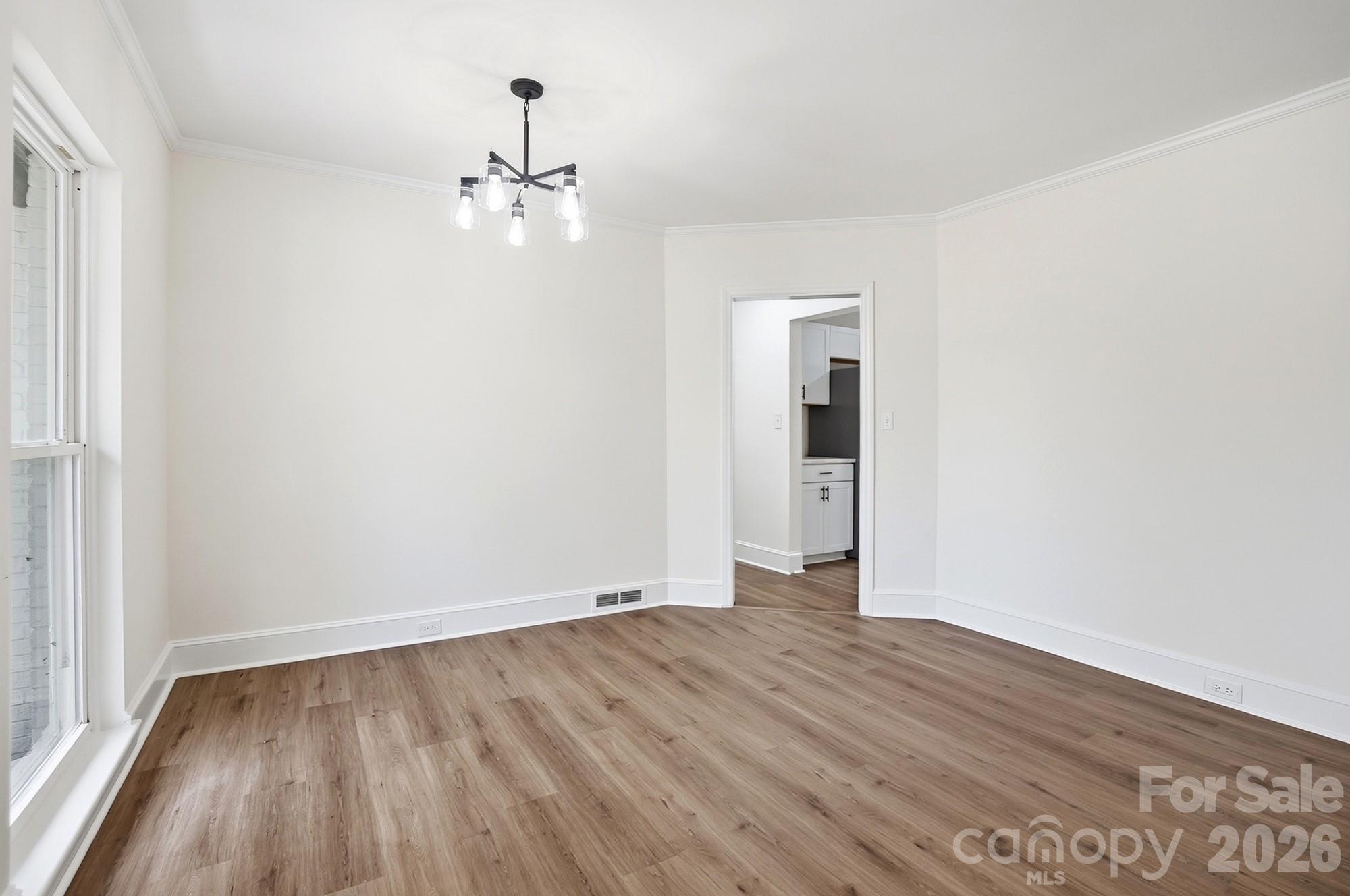 125a Forest Hills Drive — Monroe