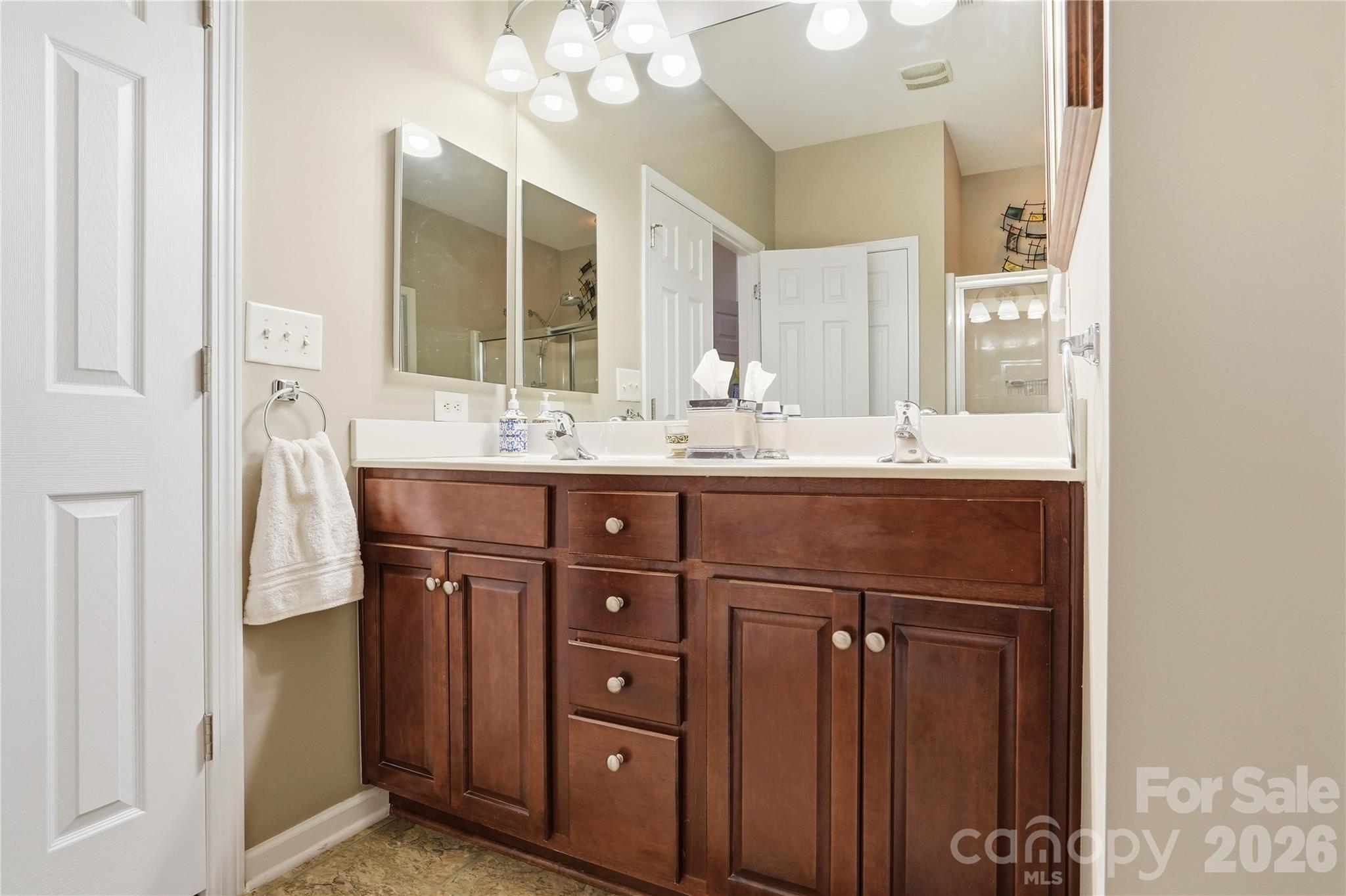 335 Garnet Court — Fort Mill