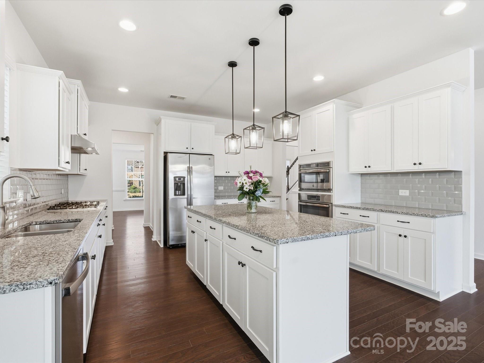 1005 Argentium Way — Waxhaw