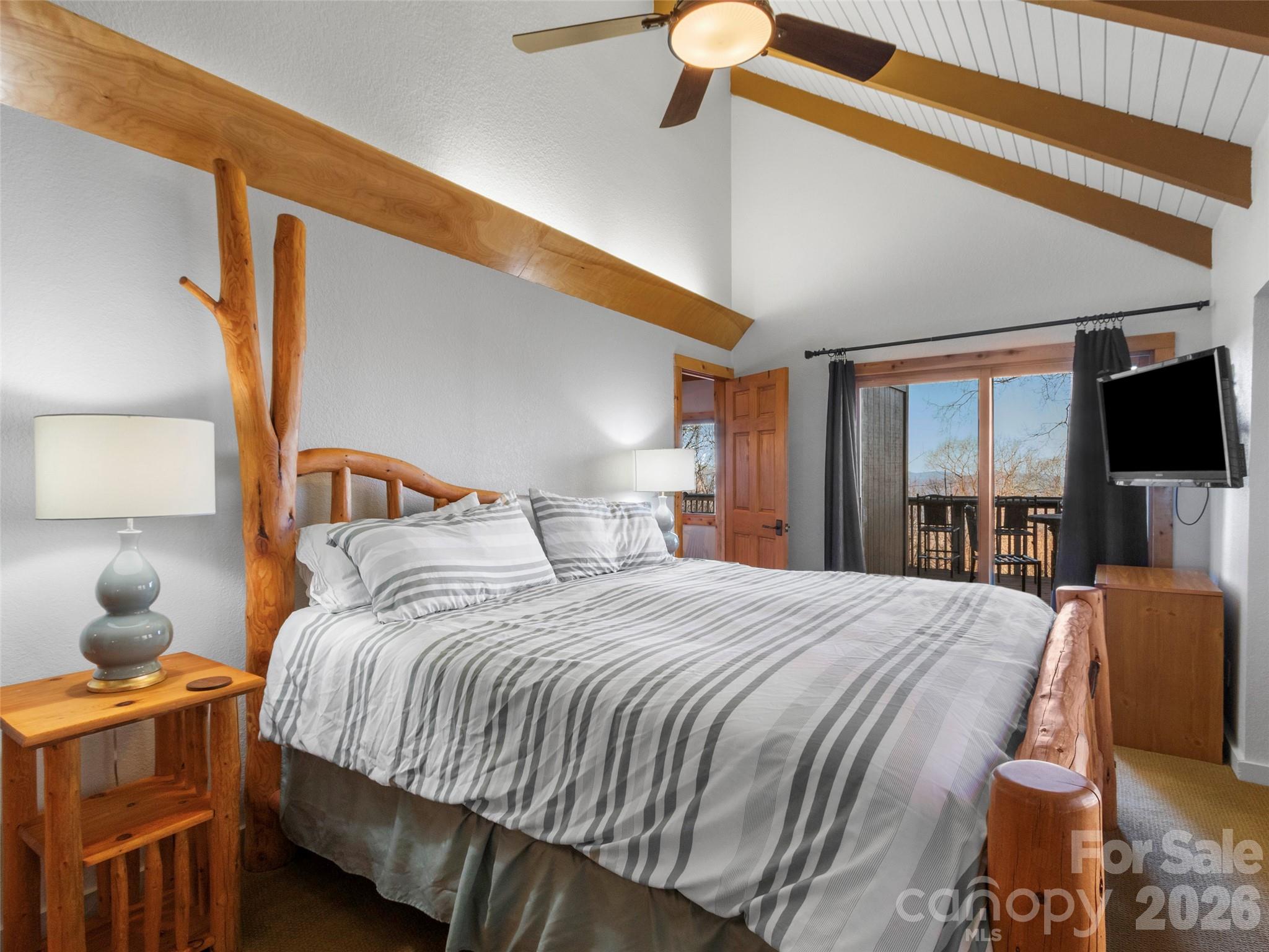 71 Ivy Ridge Road — Burnsville