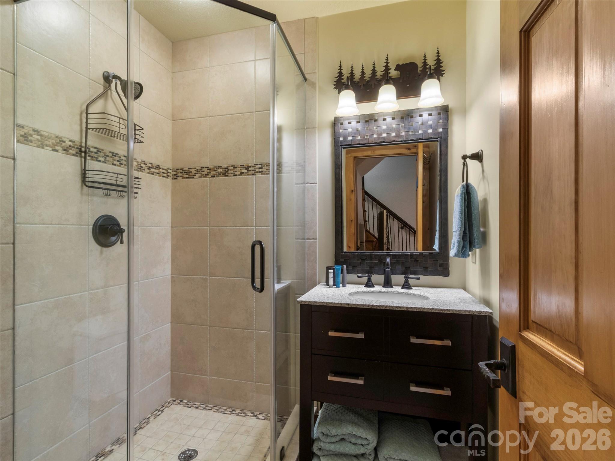 71 Ivy Ridge Road — Burnsville
