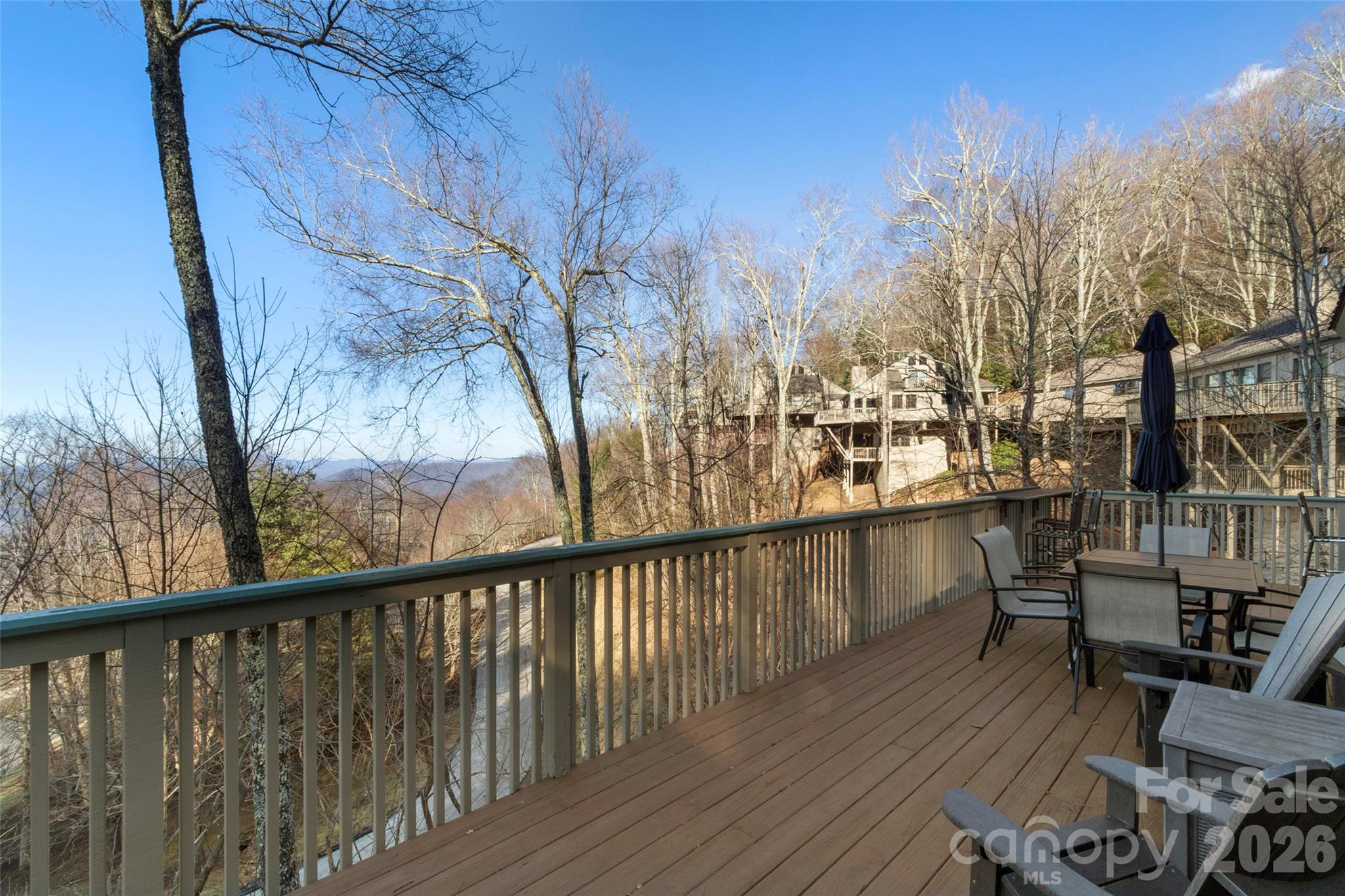 71 Ivy Ridge Road — Burnsville
