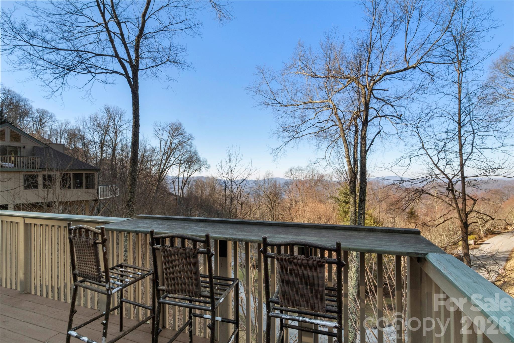 71 Ivy Ridge Road — Burnsville