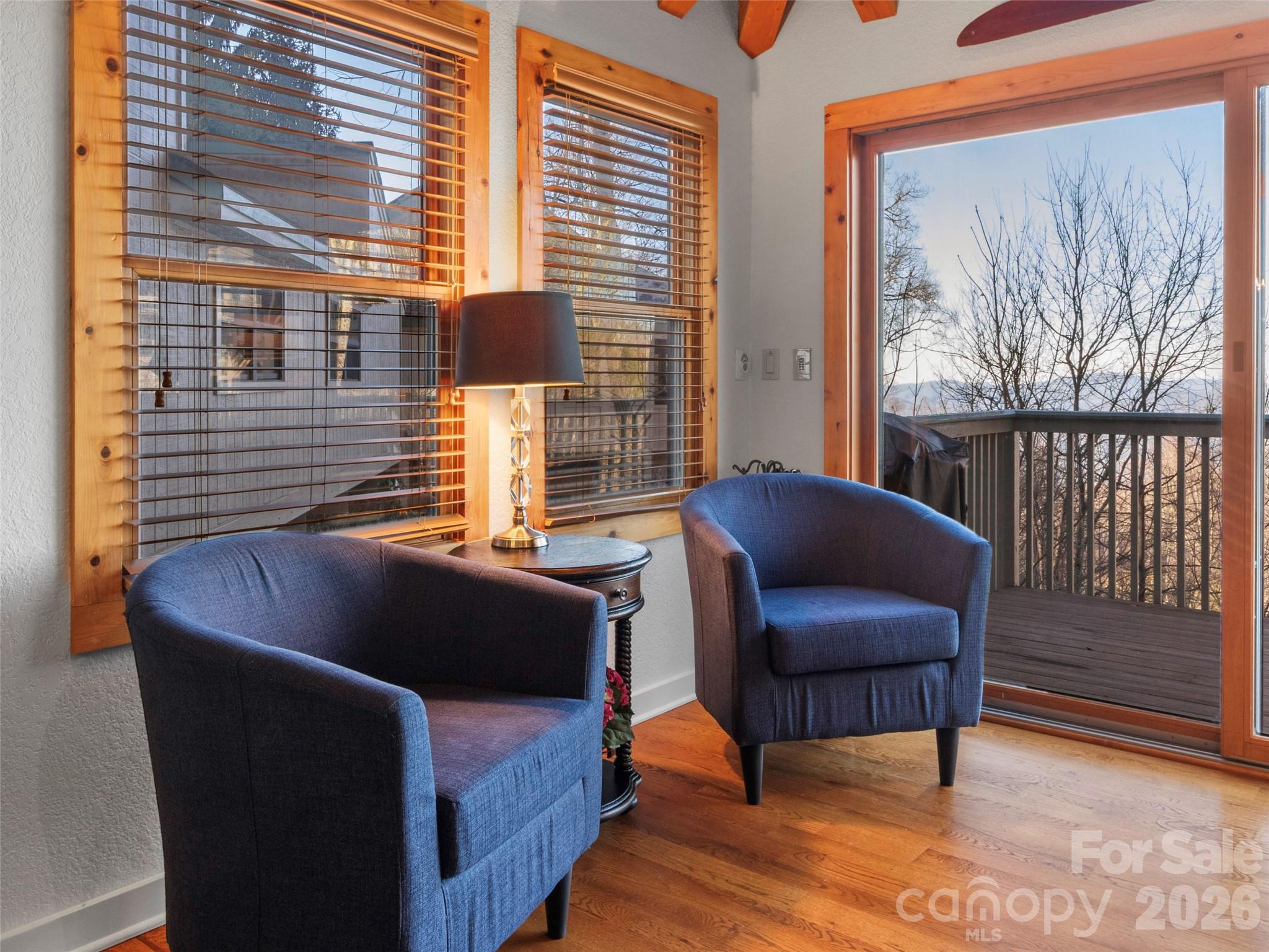 71 Ivy Ridge Road — Burnsville