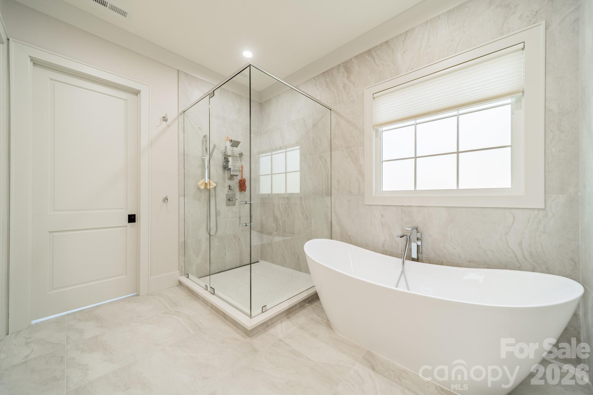 3319 Gresham Place — Charlotte