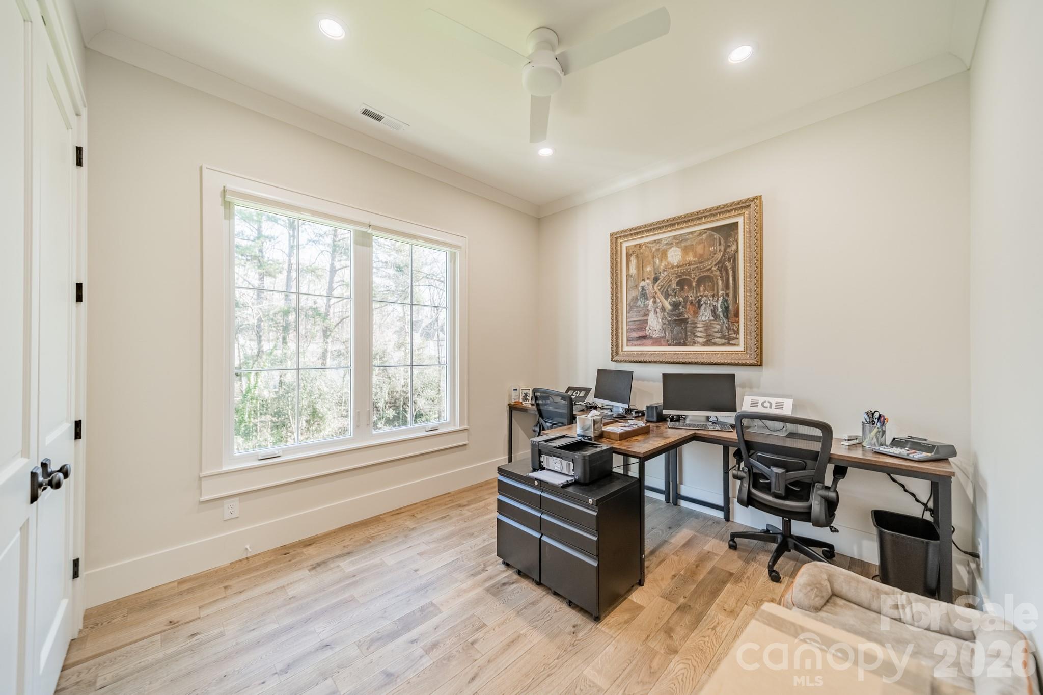 3319 Gresham Place — Charlotte