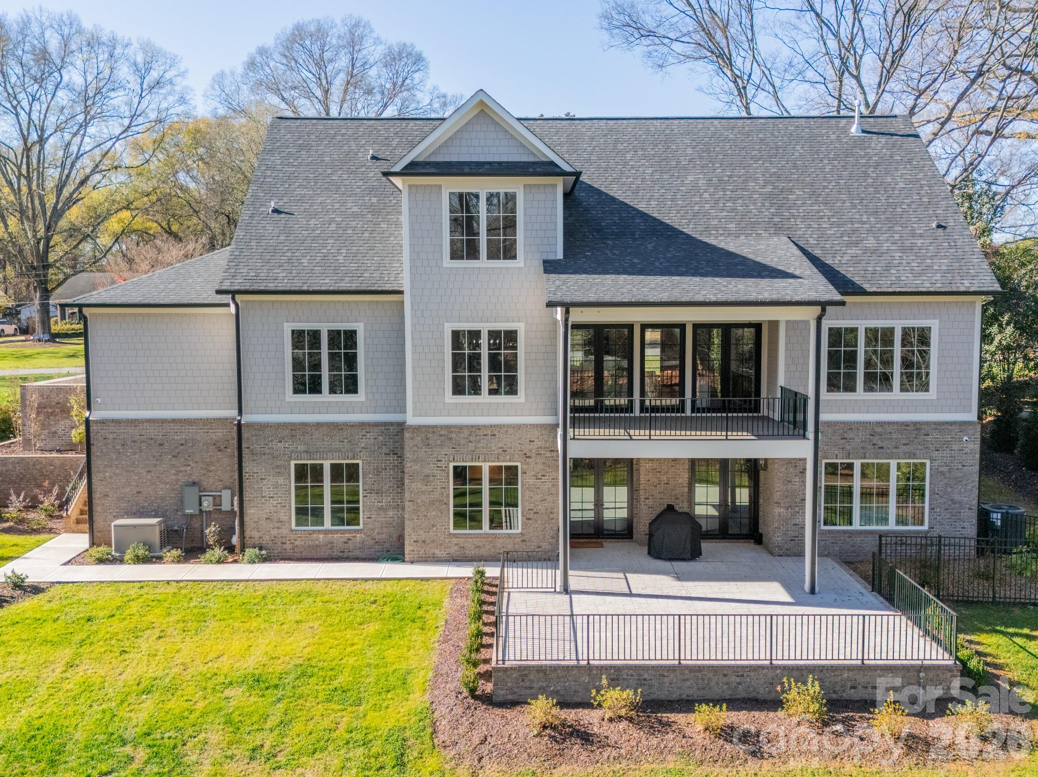 3319 Gresham Place — Charlotte