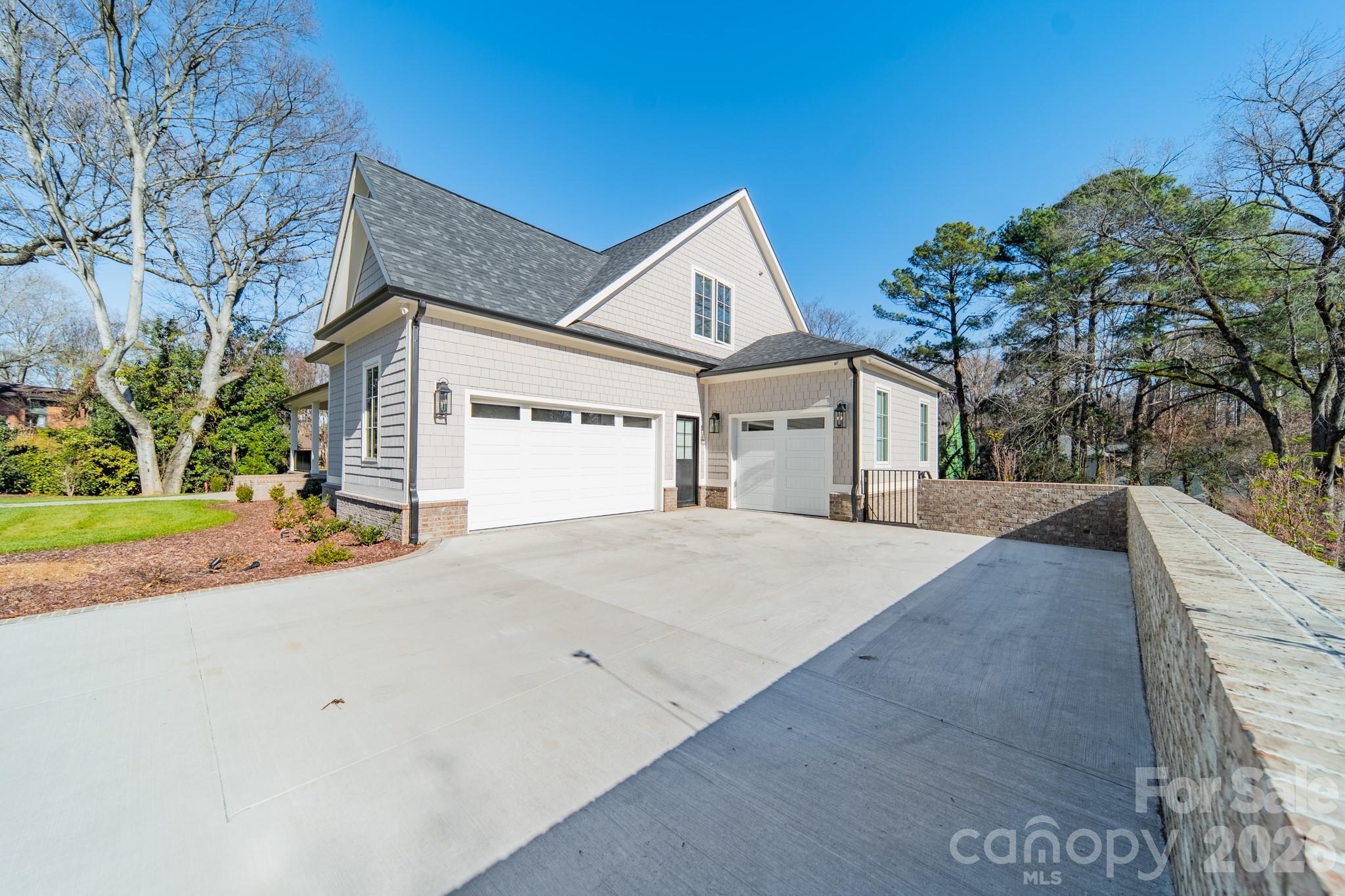 3319 Gresham Place — Charlotte
