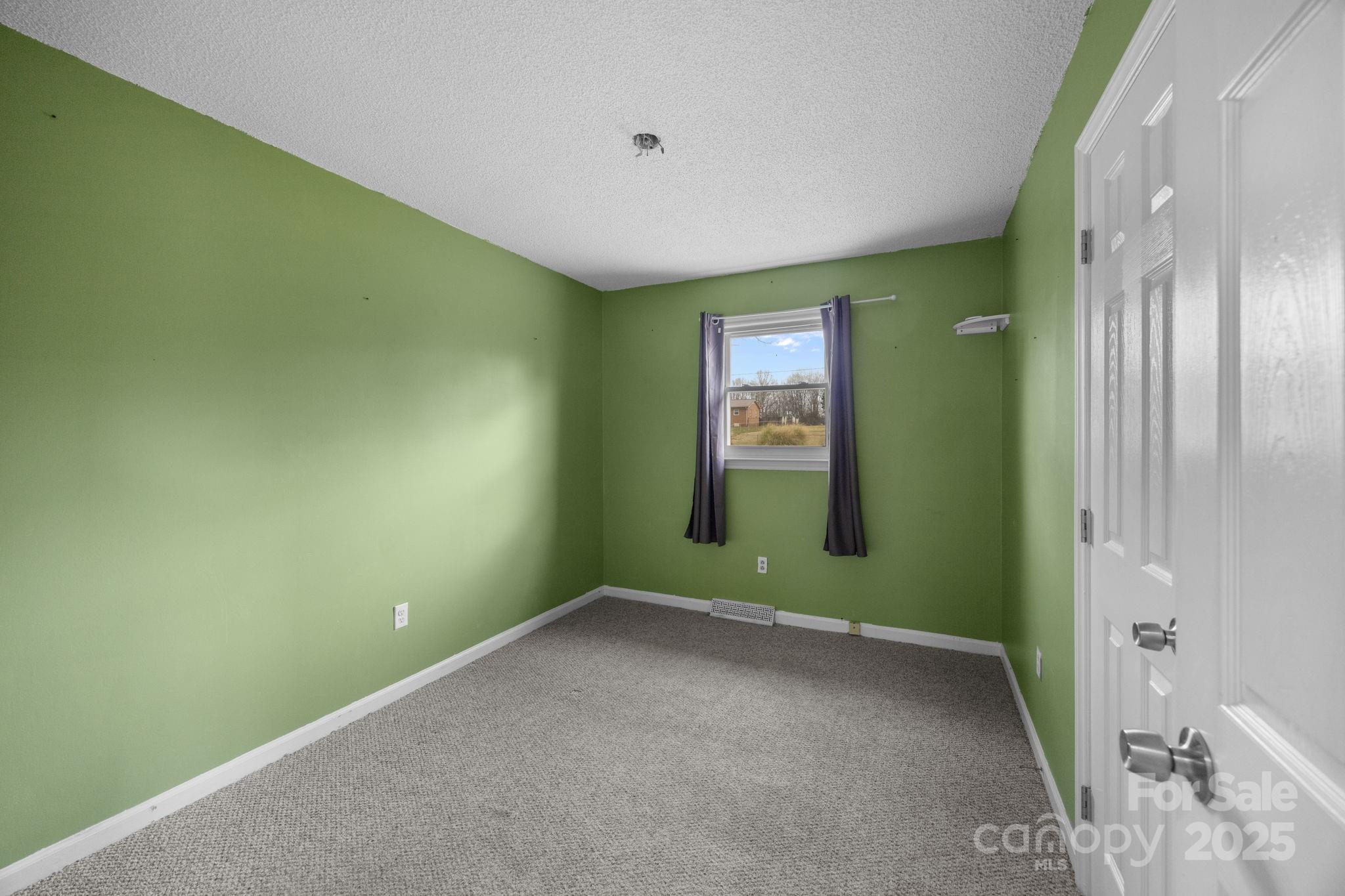 222 Saint Jill Circle — Statesville