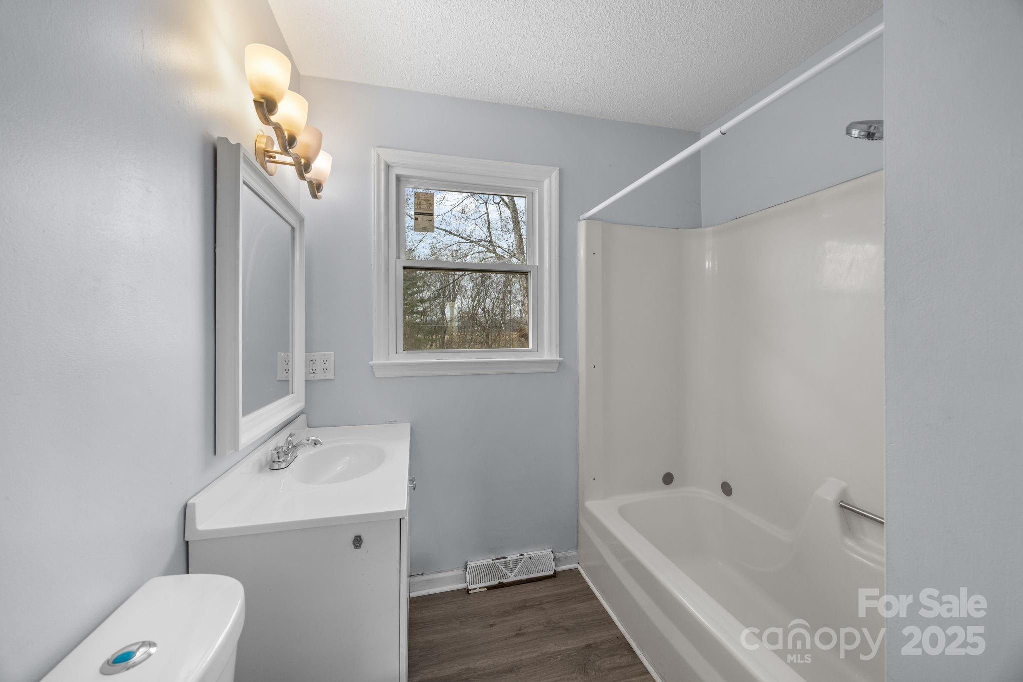 222 Saint Jill Circle — Statesville