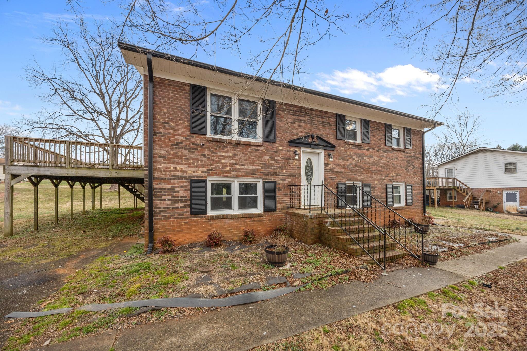 222 Saint Jill Circle — Statesville