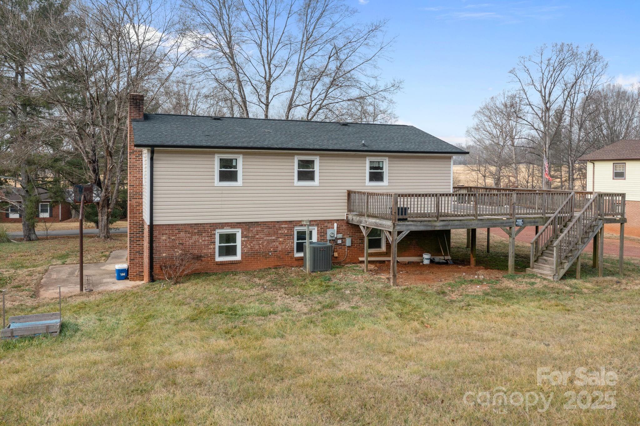222 Saint Jill Circle — Statesville
