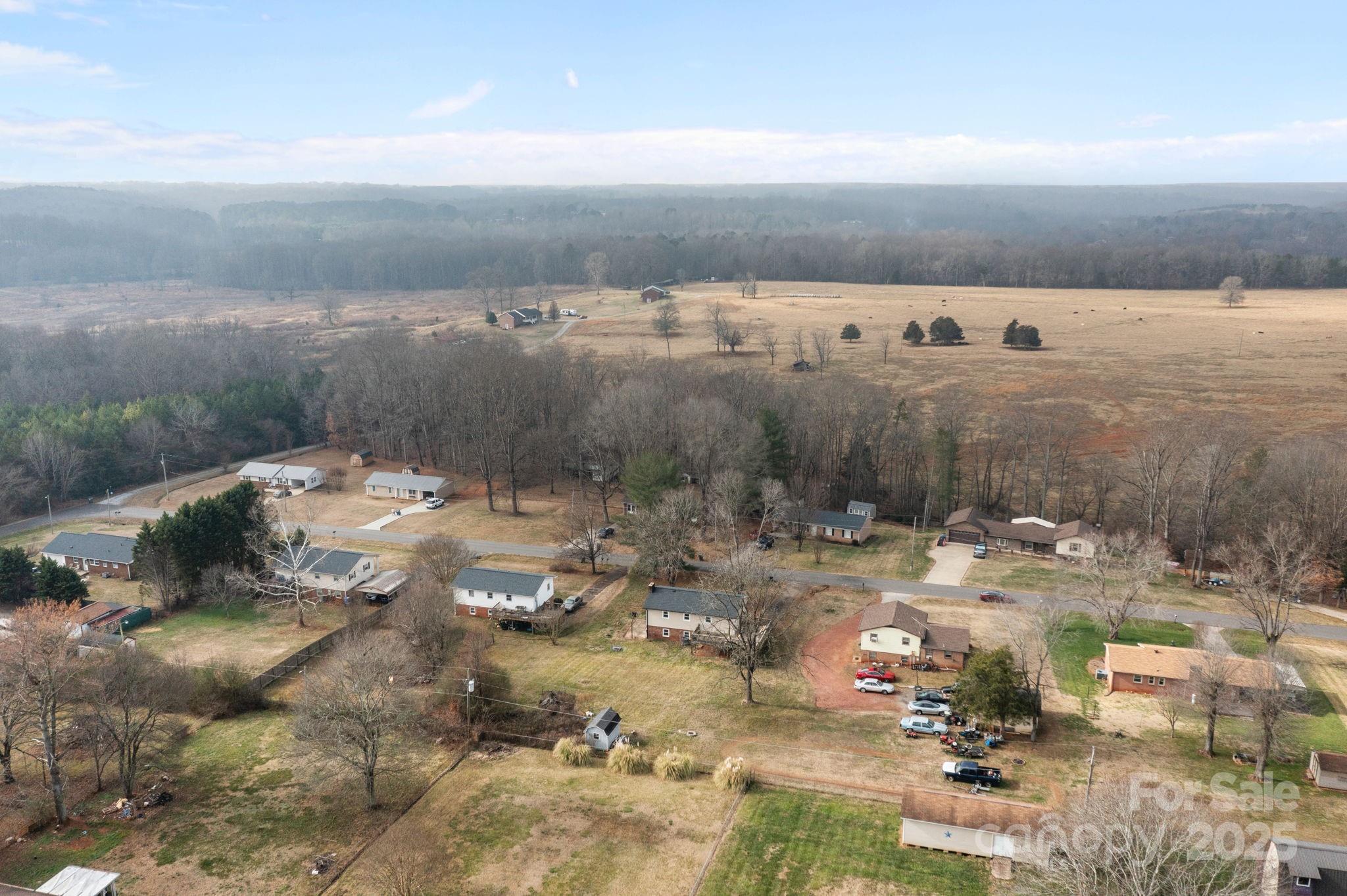 222 Saint Jill Circle — Statesville