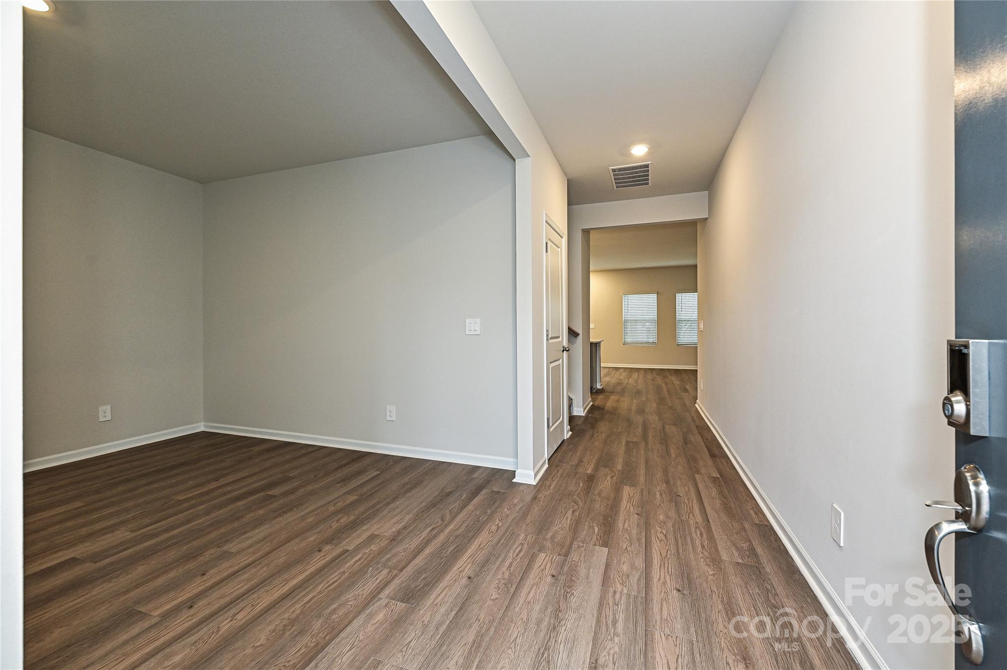 2101 Sunflower Circle — Newton