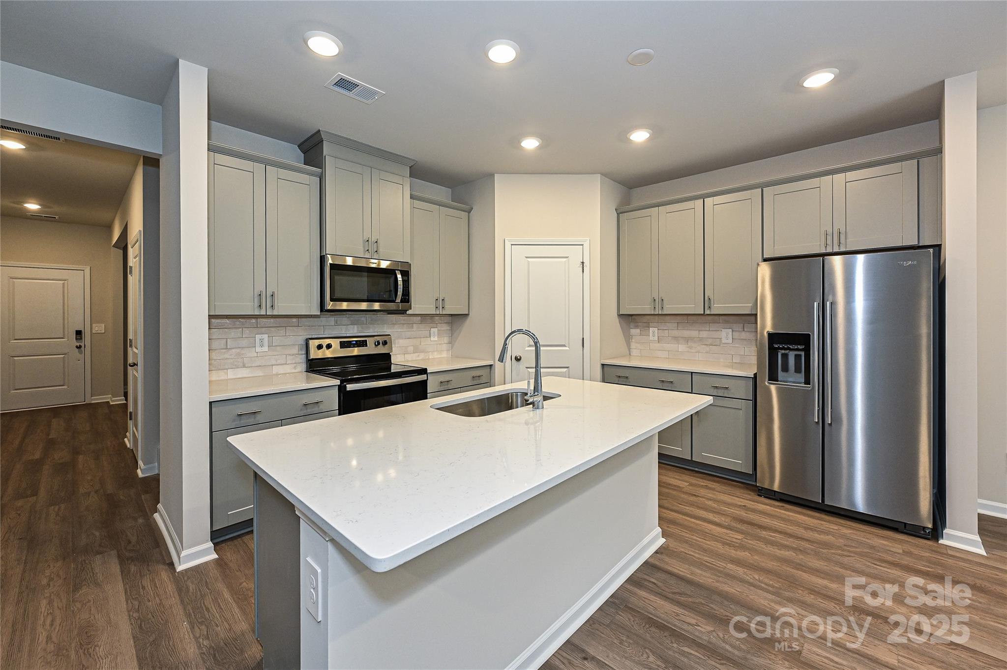 2101 Sunflower Circle — Newton