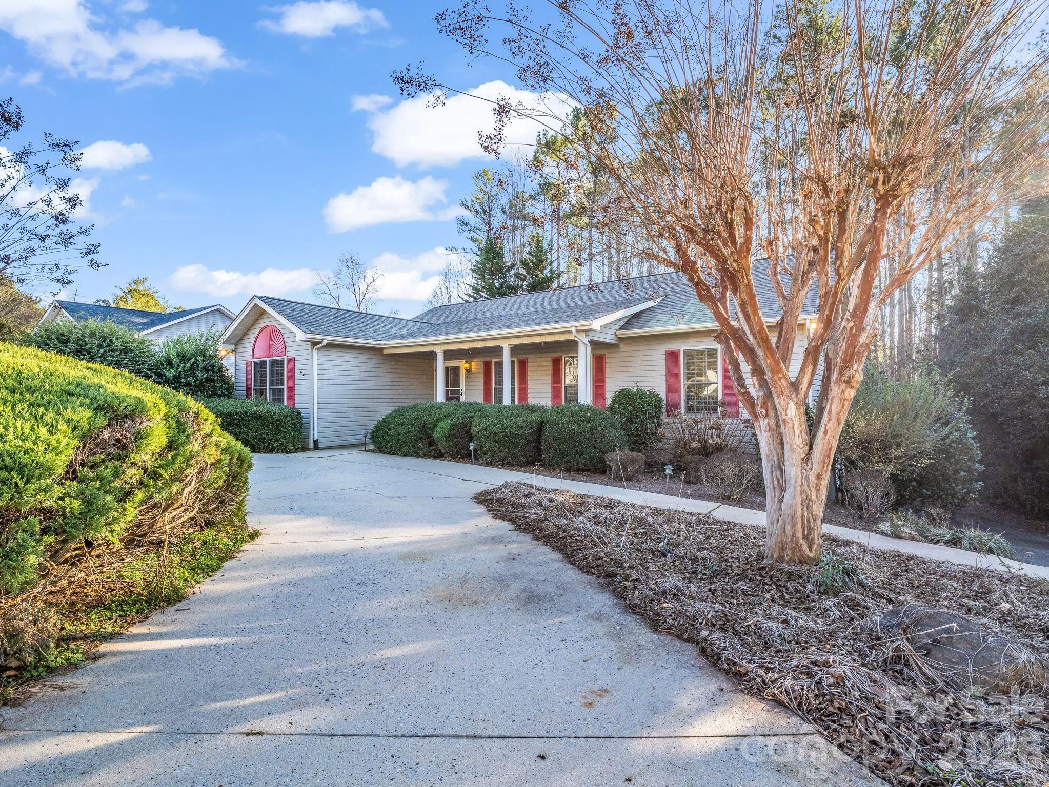 141 Marys Lane — Rutherfordton