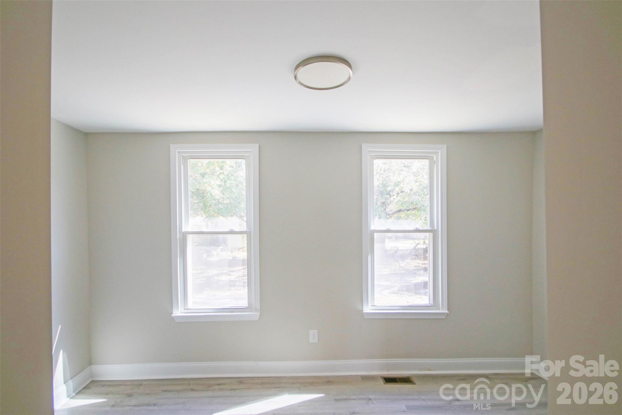 119 Marion Street — Clover