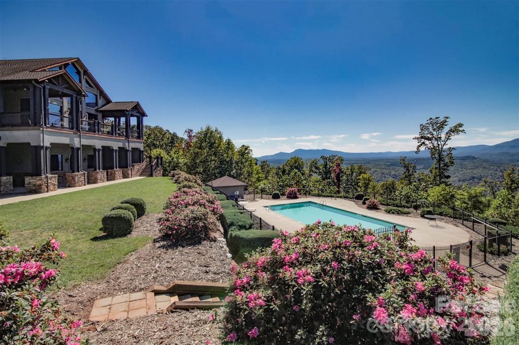 146 Red Hawk Knoll — Lake Lure