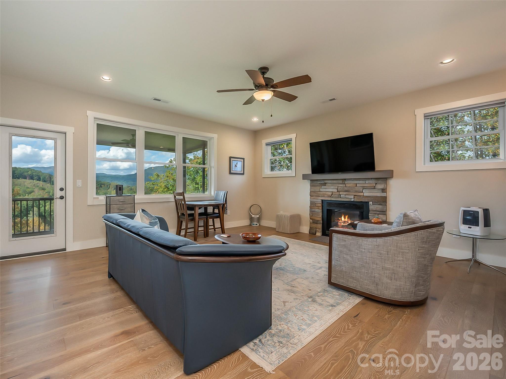 146 Red Hawk Knoll — Lake Lure