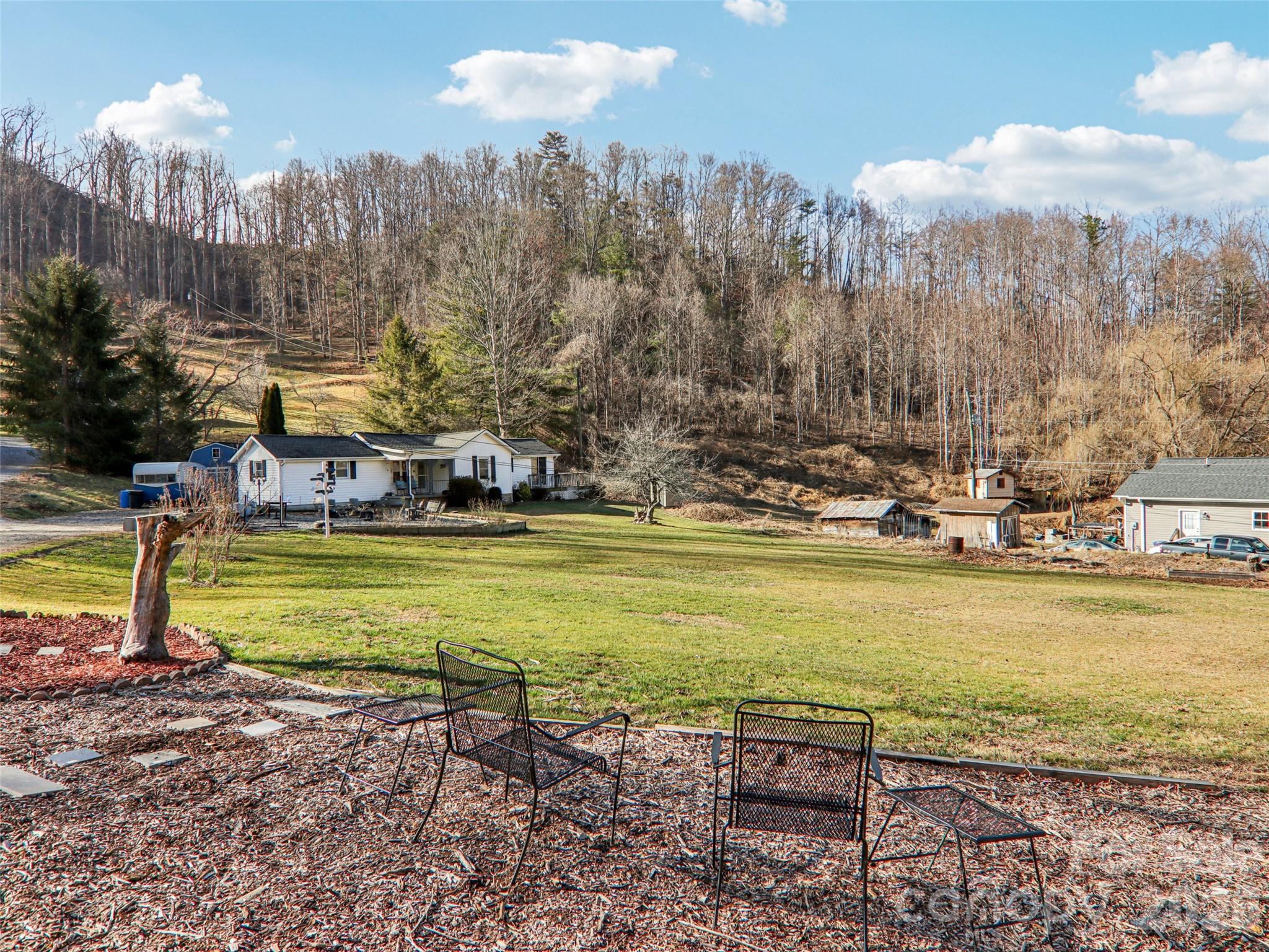 7 Landon Mountain Lane — Weaverville