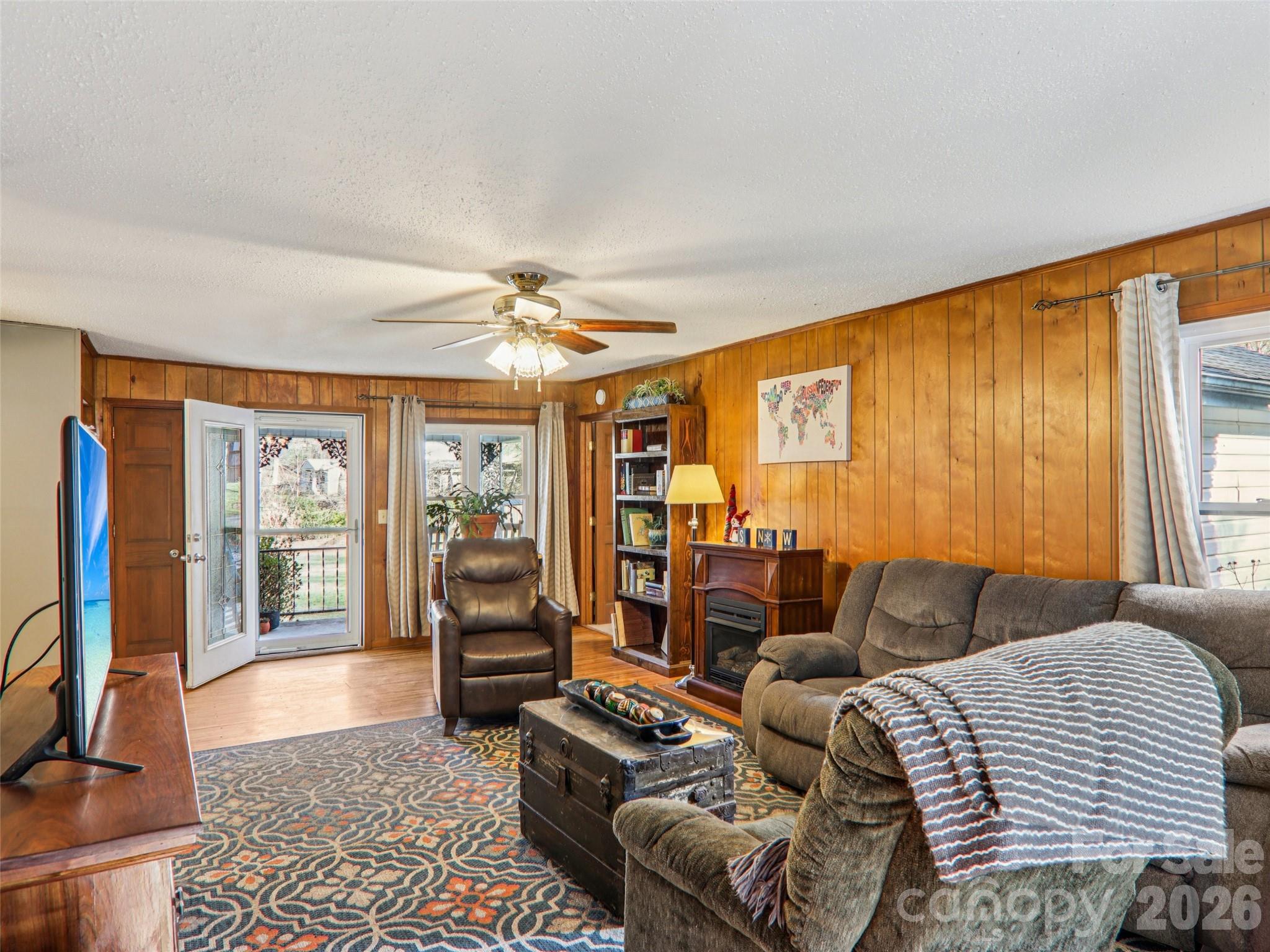 7 Landon Mountain Lane — Weaverville