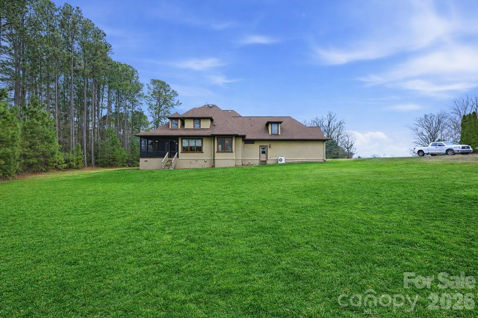 108 Washam Road — Mooresville