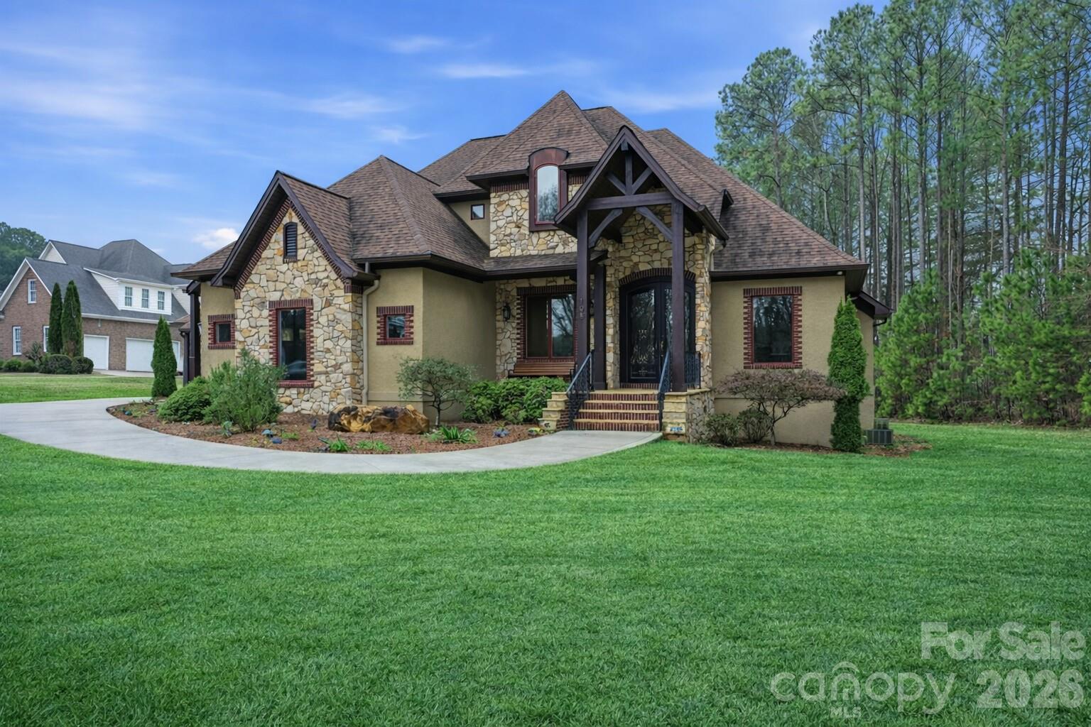 108 Washam Road — Mooresville