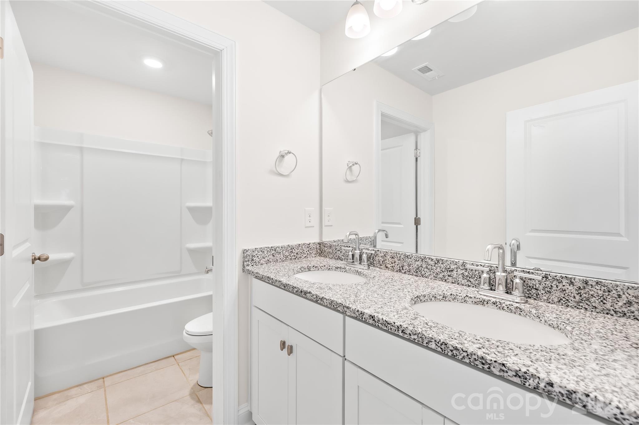 402 Preston Road — Mooresville