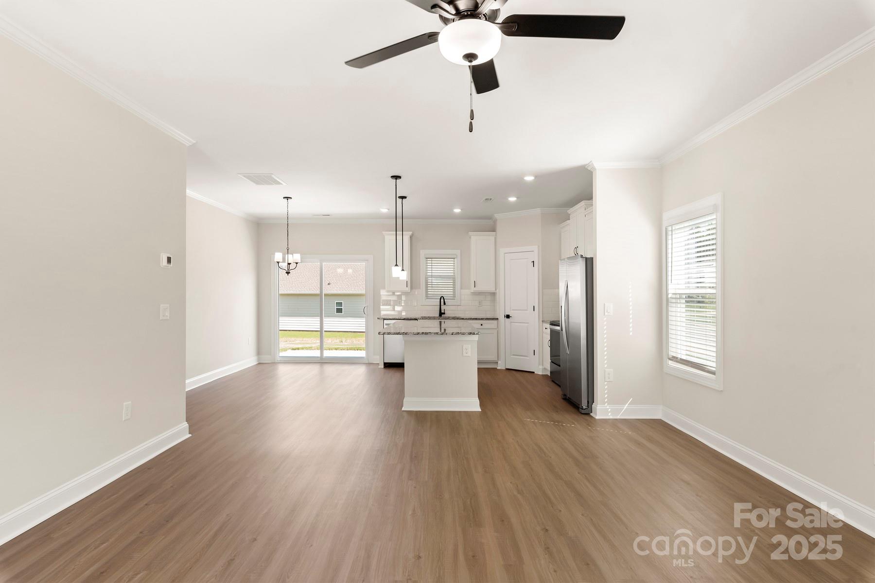 124 Rills Crossing Way — Troutman