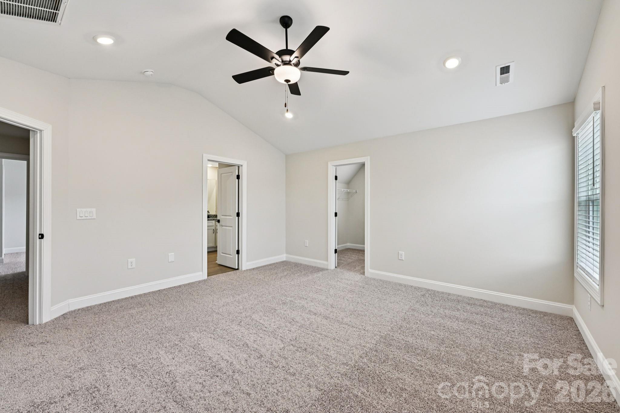 104 Tradesmen Trail — Troutman