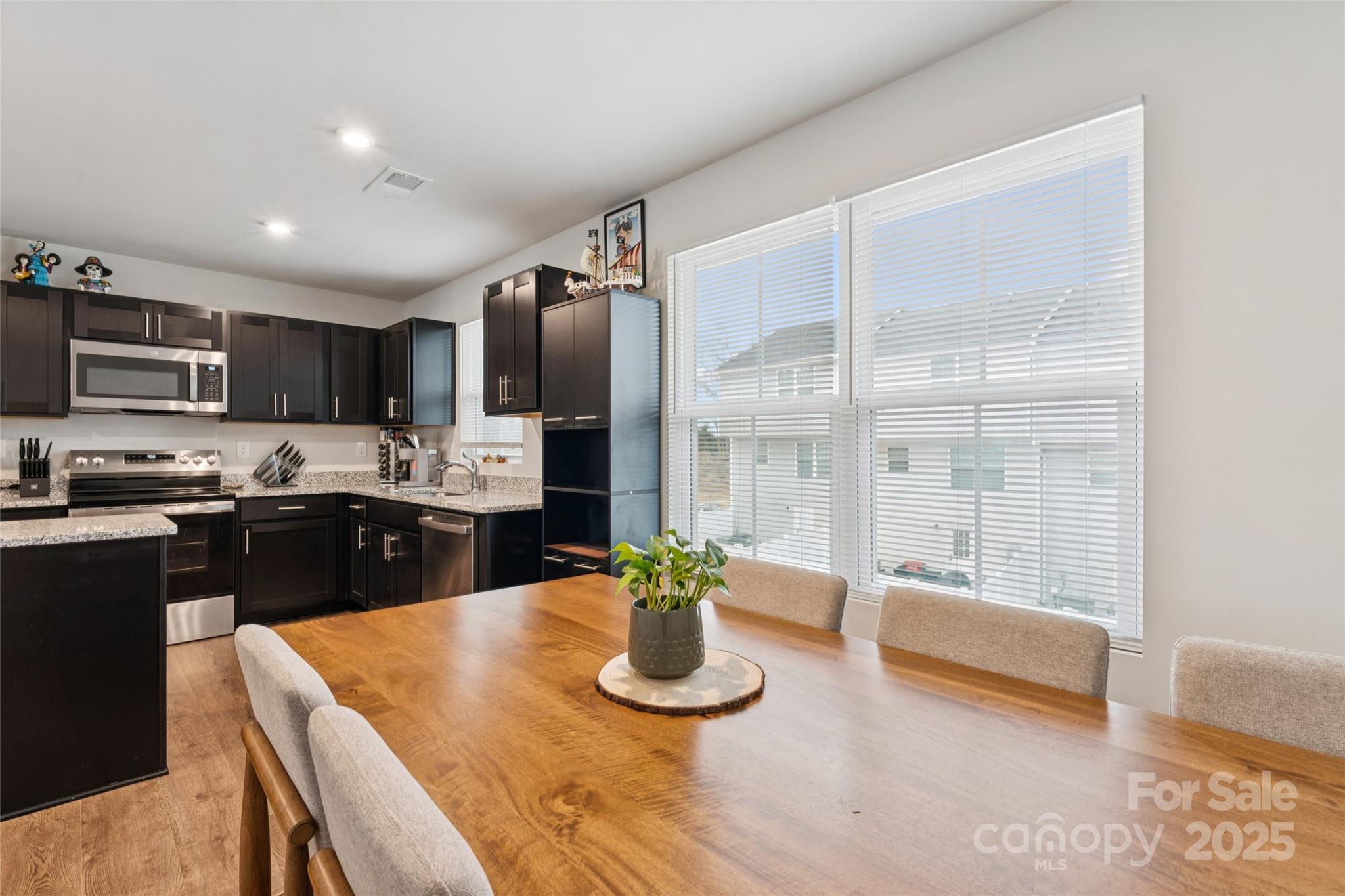 4113 Prusik Lane — Charlotte