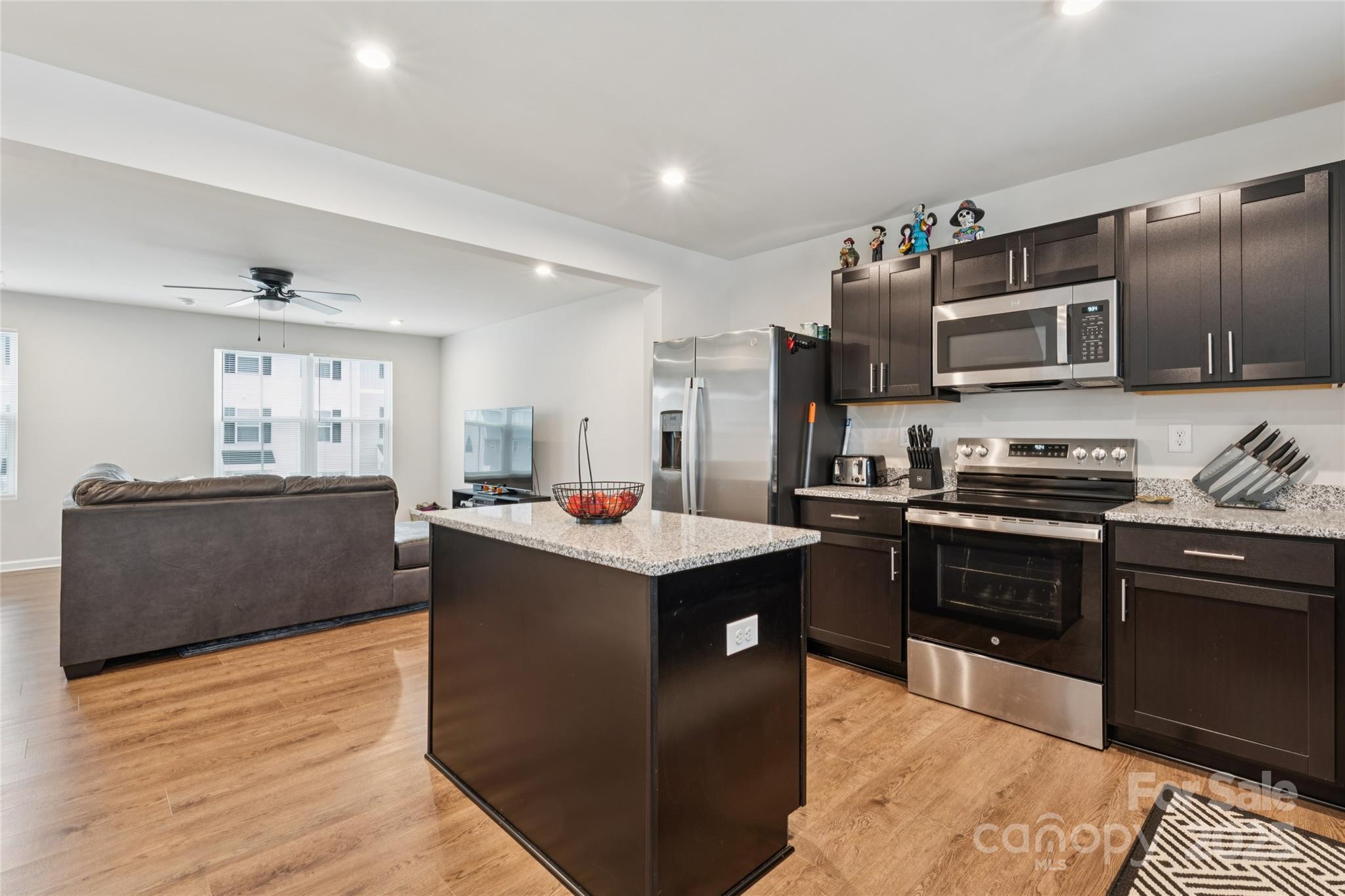 4113 Prusik Lane — Charlotte
