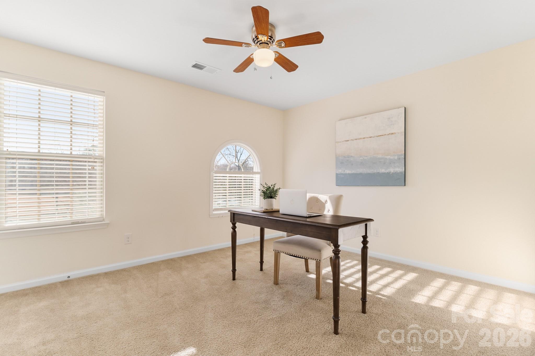 3525 Hornets Nest Way — Charlotte