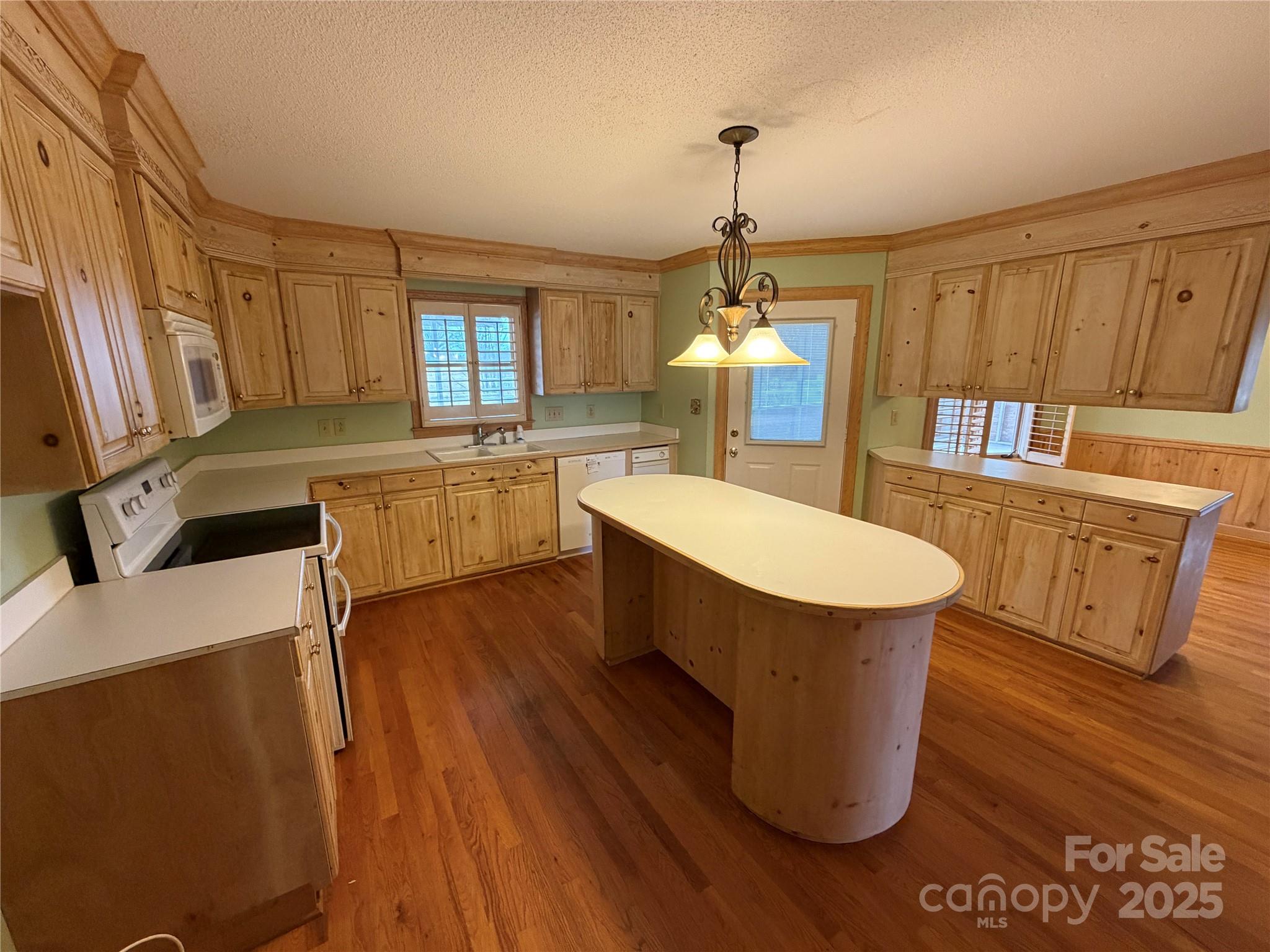 148 Buck Fraley Road — Cherryville