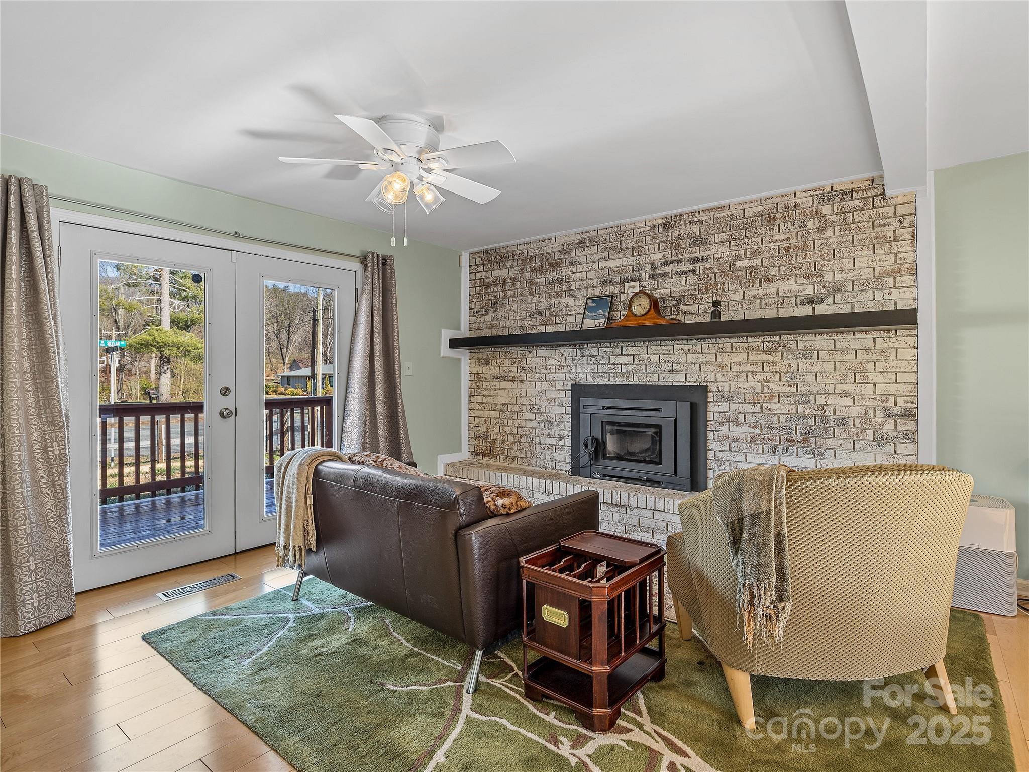 435 Thermal View Drive — Tryon