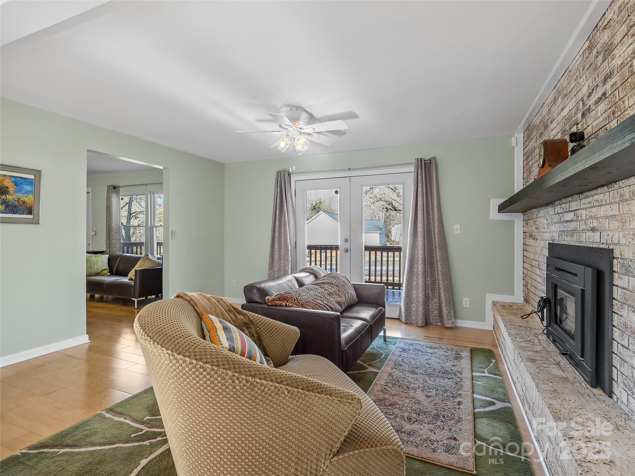 435 Thermal View Drive — Tryon