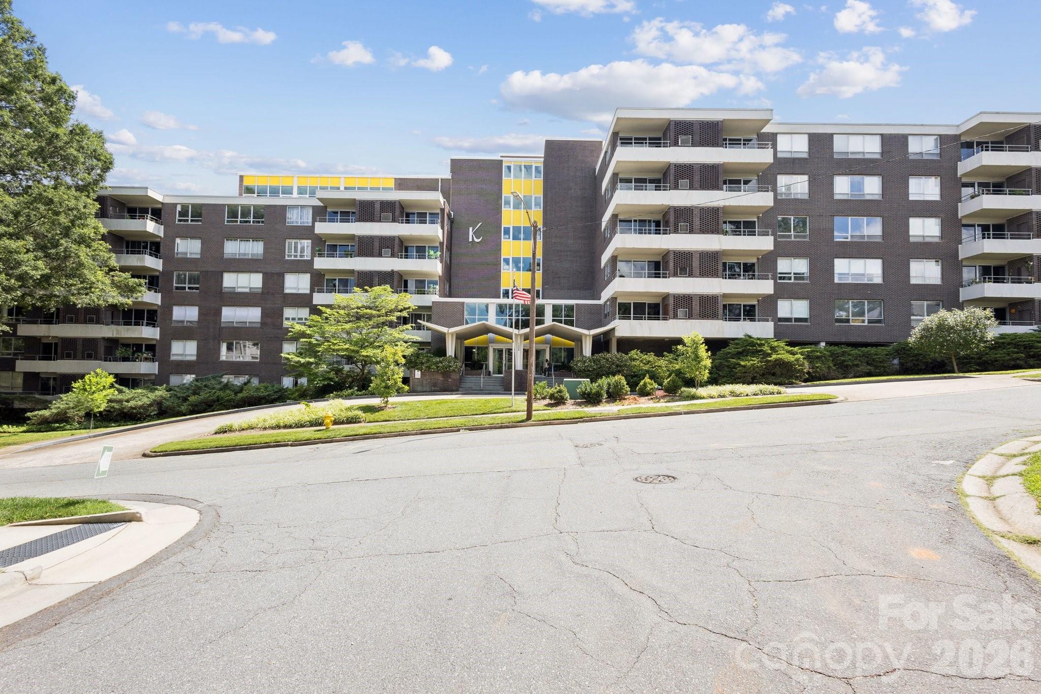 1300 Reece Road #312 — Charlotte